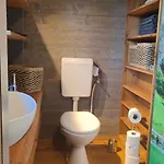 Tiny House Ueber Dem Wasser Schwebend, Mit Fasssauna, Naehe Dresden Saechsische Schweiz - Bestprice *